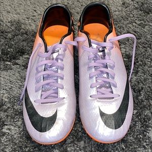 Women soccer tennis shoes